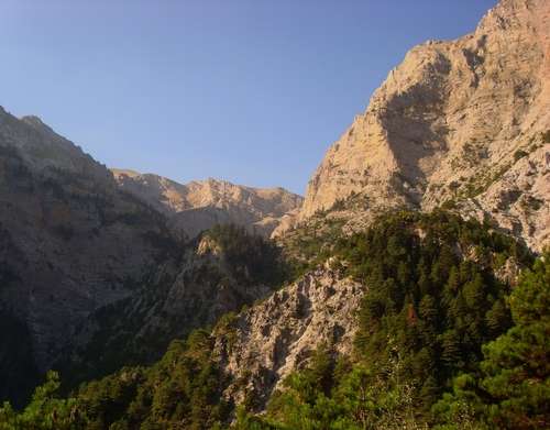 El monte Quelmo, naturaleza en el Peloponeso