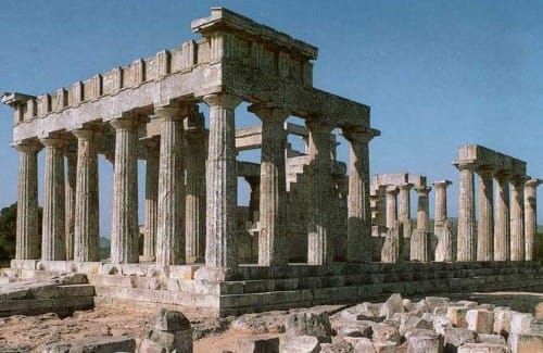 El hermoso templo de Afaya, en la isla de Egina