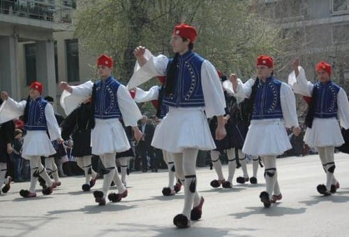 La indumentaria tradicional griega