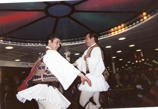 La fiesta de la danza en la vida de Grecia La fiesta de la danza en la vida de Grecia