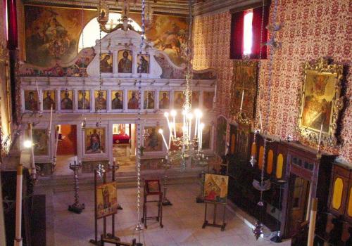 Iglesia de la Virgen Antivouniotissa y su museo bizantino en Corfu