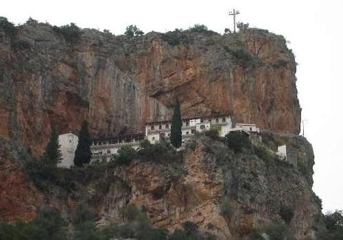 leonidion monasterio elona