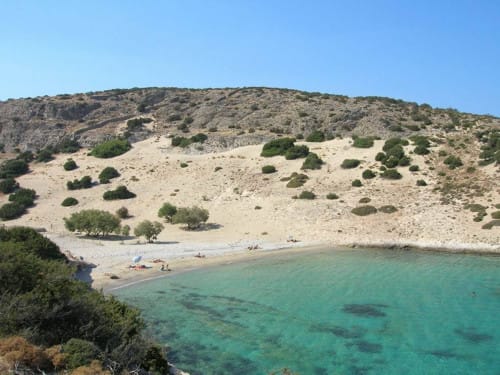 Schinoussa, la isla de los piratas Schinoussa, la isla de los piratas