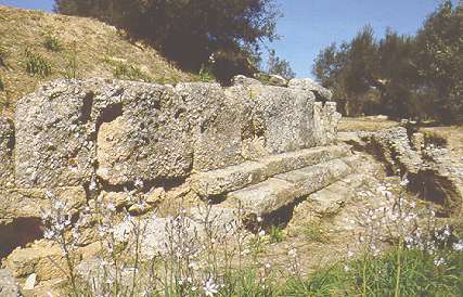 Santuario de Apolo, Amiclas